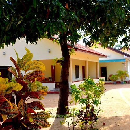 Yaswi Guest House Passikudah المظهر الخارجي الصورة