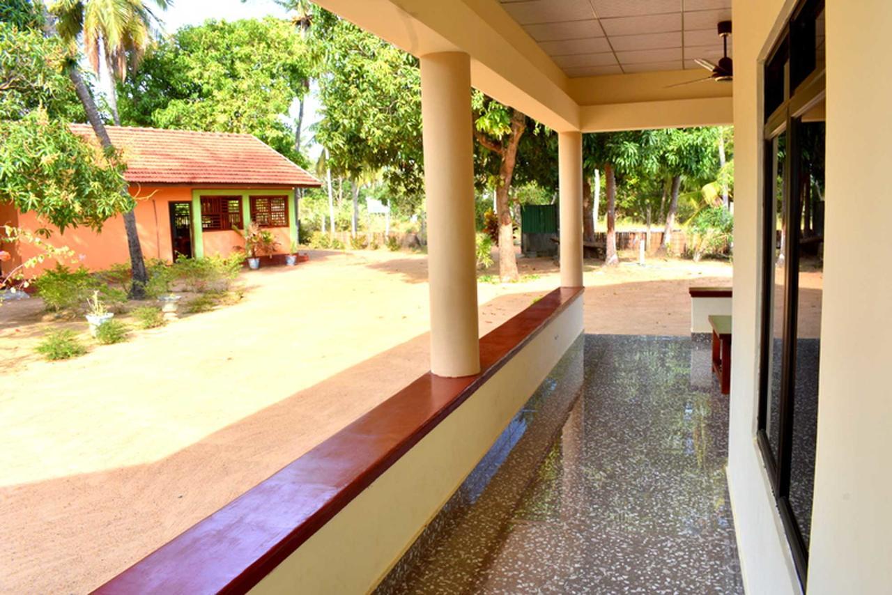 Yaswi Guest House Passikudah المظهر الخارجي الصورة
