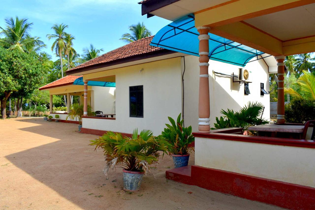 Yaswi Guest House Passikudah المظهر الخارجي الصورة